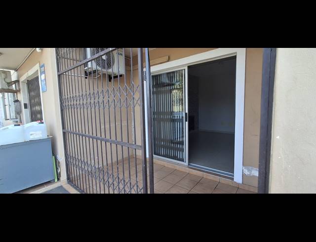 3 BEDROOM APARTMENT FOR SALE IN TONGAAT CENTRAL